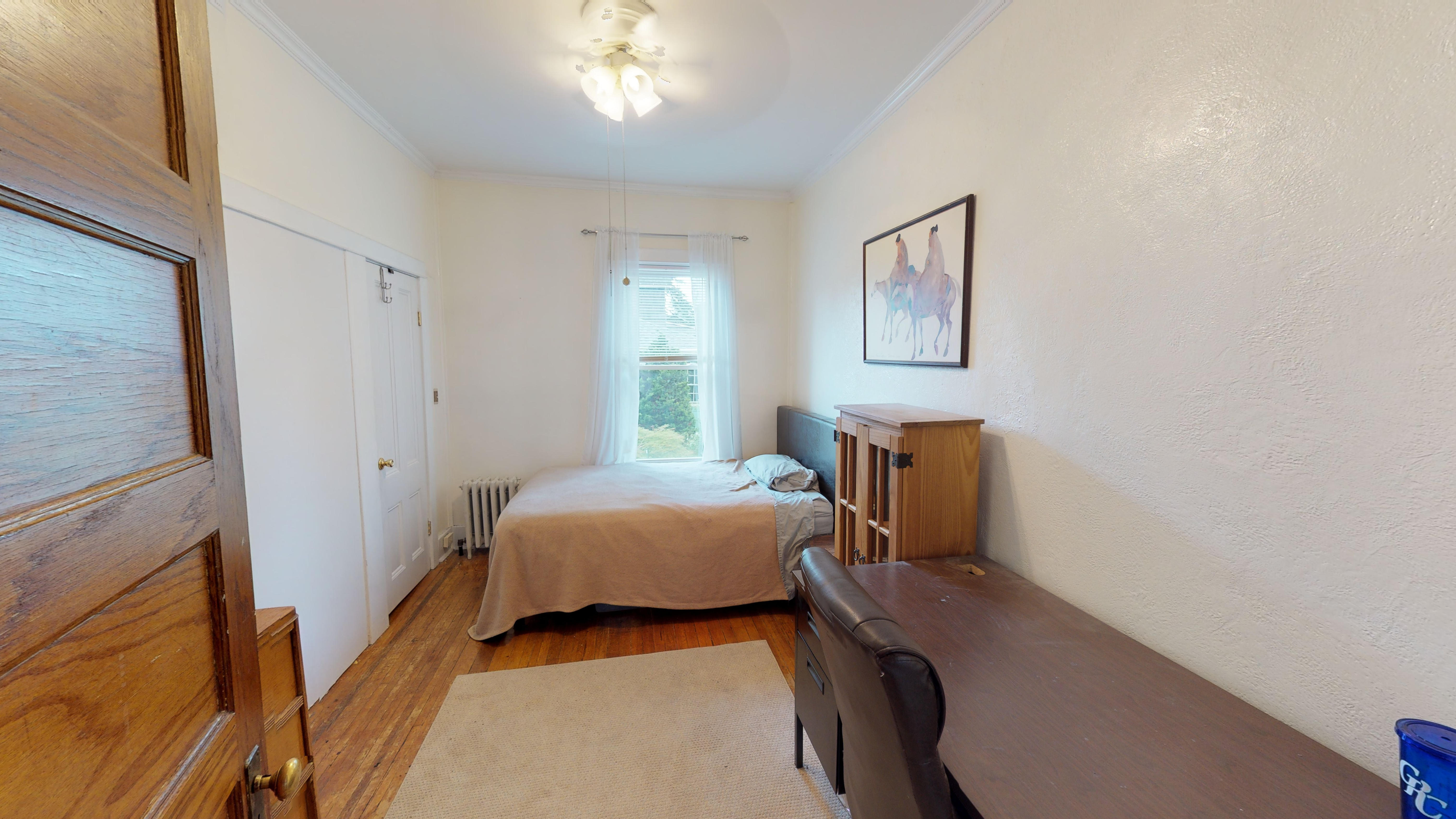 Middle bedroom in Apartment 1