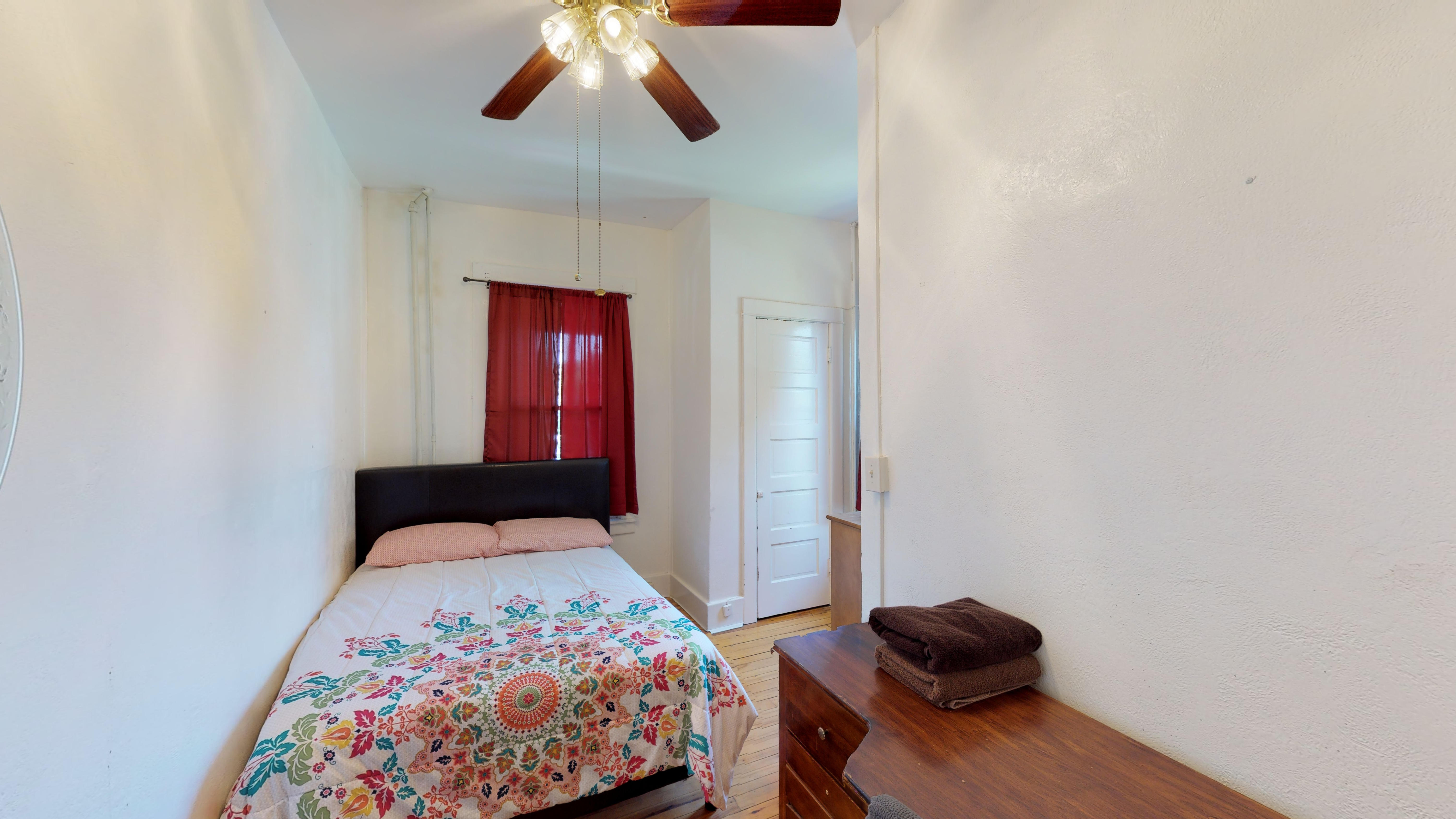 Apartment 2 small room B